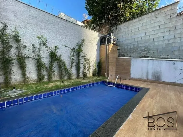 Imagem: Venda Casa - 03 Quartos 200,00 M2 - Bairro