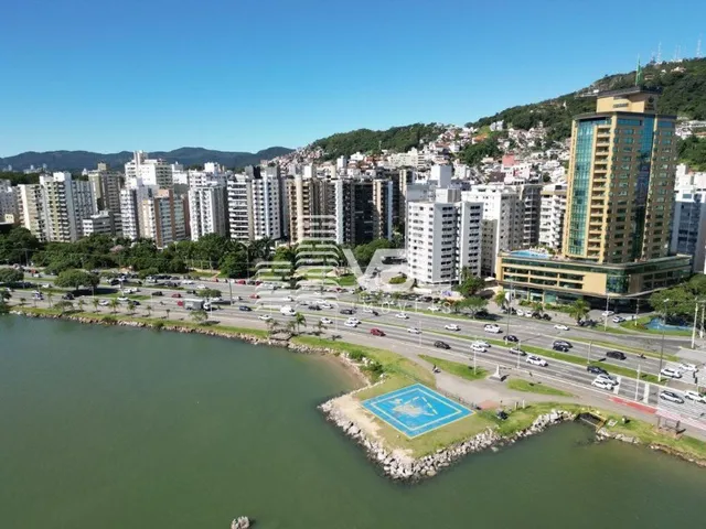 Imagem: Apartamento com 3 Suítes e Duas Garagens
