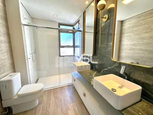 Imagem 6: Apartamento com 3 Suítes e Duas Garagens, Vista Mar, Beira Mar