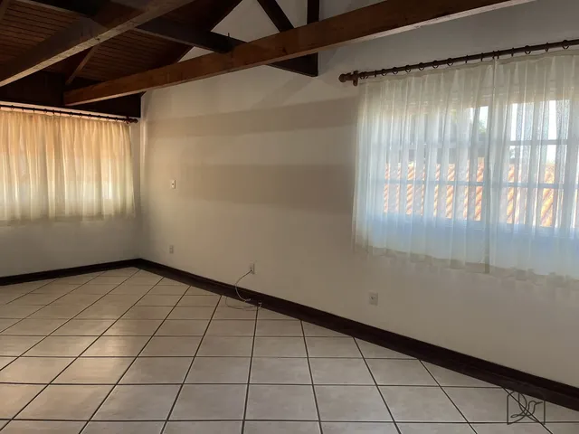 Imagem 12: CASA COM 4 QUARTOS A VENDA EM PIRABEIRABA