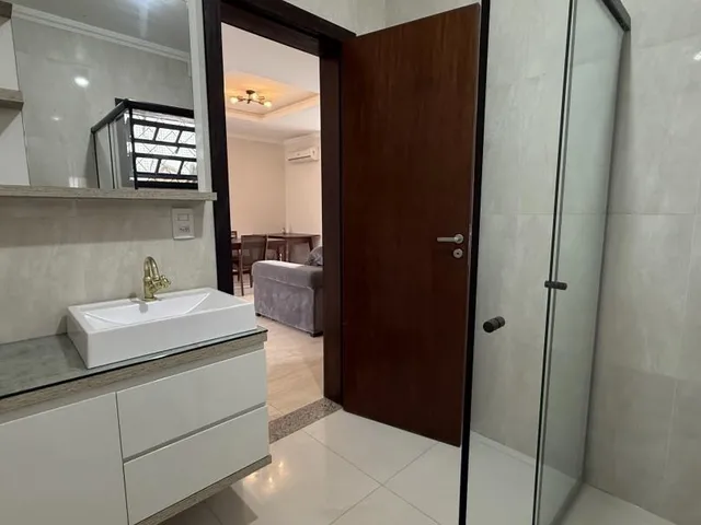 Imagem 7: Casa a 120m do mar com 3 quartos (2 suítes), 209m² de área construída e 251m² de