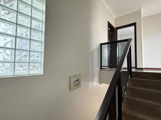 Imagem 15: Casa a 120m do mar com 3 quartos (2 suítes), 209m² de área construída e 251m² de