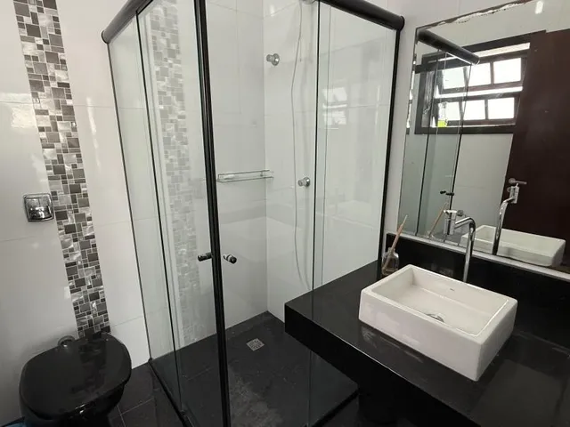 Imagem 14: Casa a 120m do mar com 3 quartos (2 suítes), 209m² de área construída e 251m² de