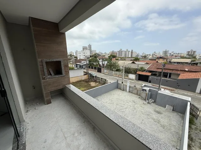 Imagem 10: Apartamento de dois dormitórios, sendo uma suíte, sacada com churrasqueira e uma vaga
