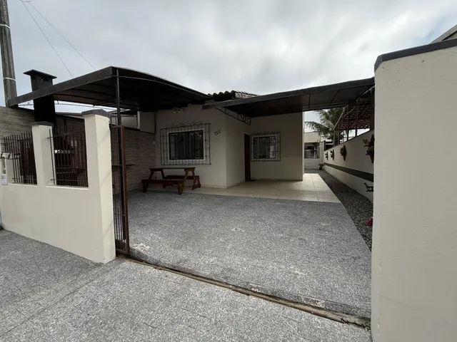 Imagem: Casa semimobiliada com 130m² (terreno 208,56m²)