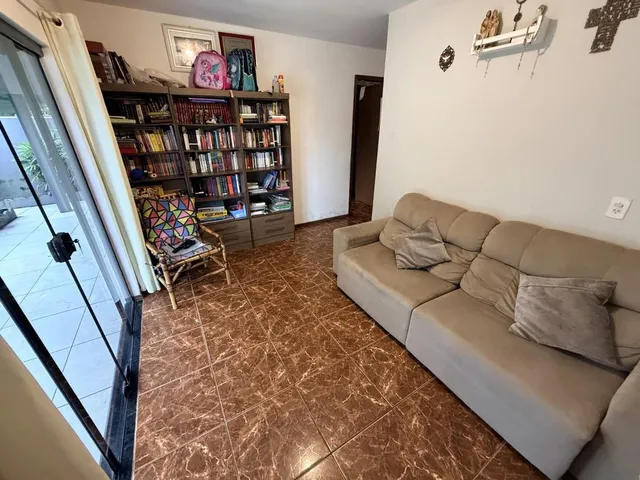 Imagem 12: Casa com 305m² de área construída a apenas 170 metros do mar, mobiliada, 4 quartos (1