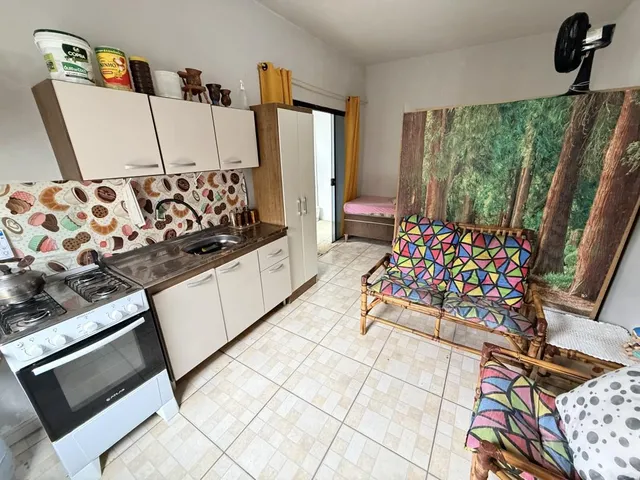 Imagem 4: Casa com 305m² de área construída a apenas 170 metros do mar, mobiliada, 4 quartos (1