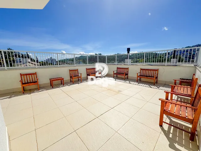 Imagem 15: Apartamento 2 Dormitórios com Suíte na Carvoeira, Florianópolis/SC