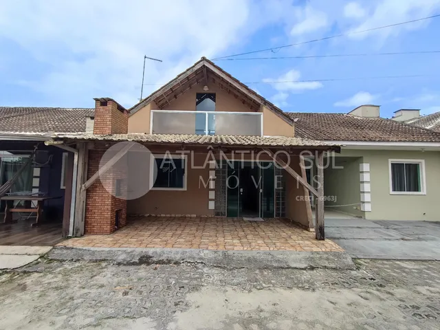 Imagem: Casa à venda, 700 metros do mar, Balneário