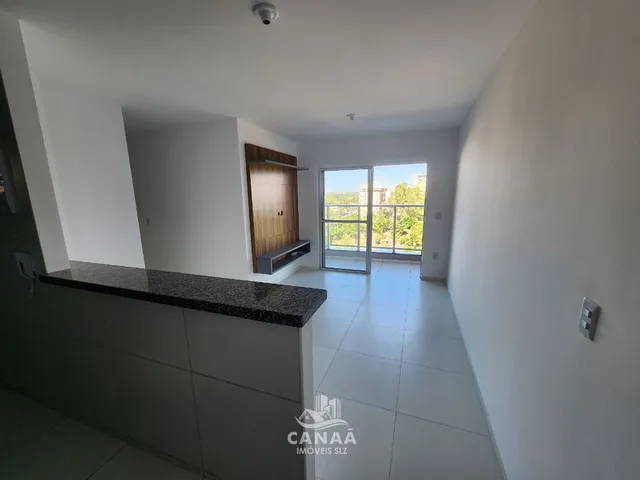 Imagem: O apartamento possui 2 Dormitórios, 1 Suíte, 2 Banheiros,