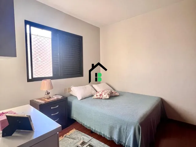 Imagem 11: Apartamento central com 3 quartos, suíte, salas amplas, lavabo e móveis planejad