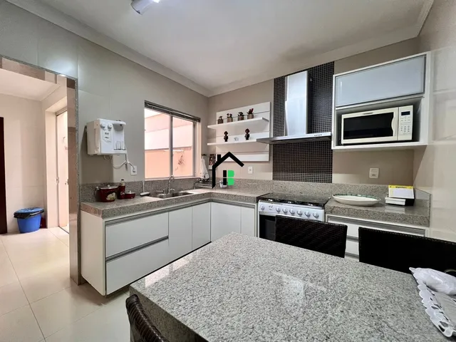 Imagem 8: Apartamento central, 4 quartos, suíte, planejados