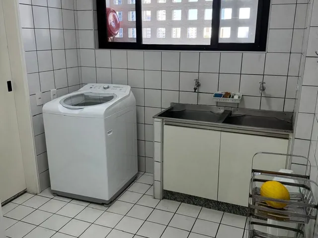Imagem 6: Apartamento piso granito, 178m2, 3 suites, 3 vagas, closet, lavabo, ventilado