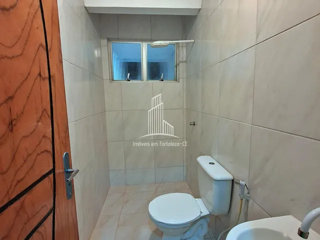 Imagem 2: Ap2455- Apartamento Reformado com 3 Quartos no Cocó – 103m²