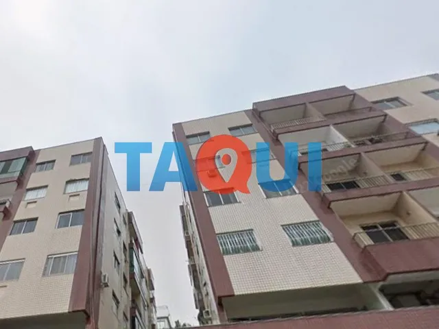 Imagem: Apartamento À Venda, 2 Quartos, 400M da