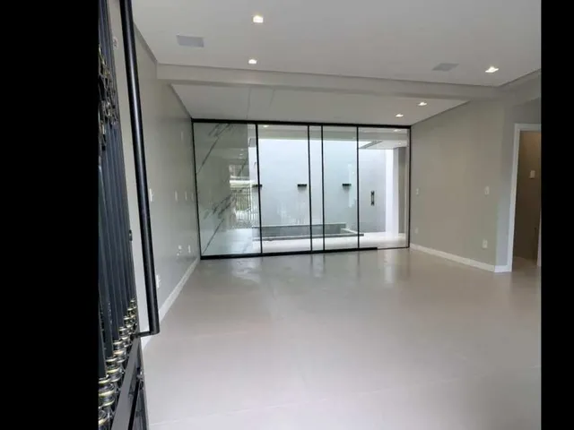 Imagem 5: Casa à venda, no SOB.RICARDO, em Bombinhas, Bombas, com 3 quartos, 125m²m²
