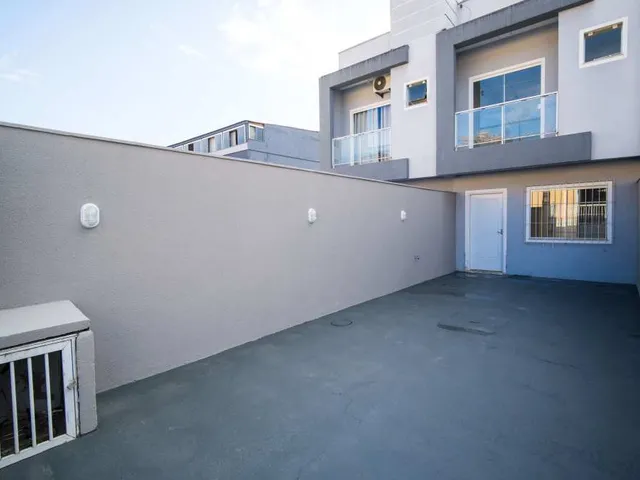 Imagem: Casa geminada no bairro Morretes Itapema
