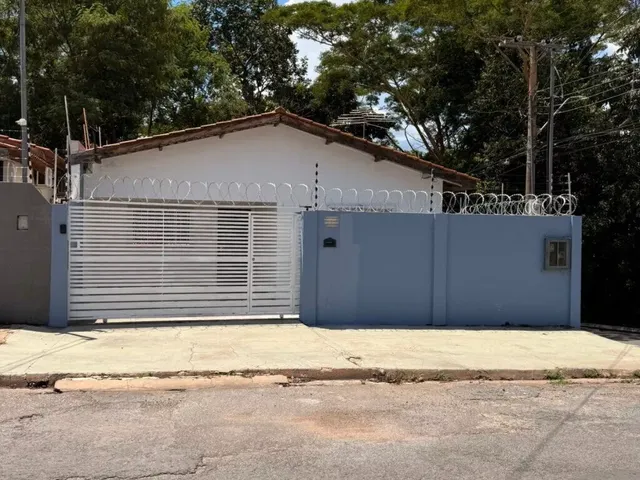 Imagem: Casa térrea para venda, 3 quartos sendo