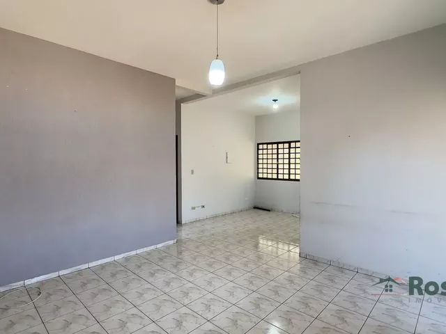 Imagem 3: Casa para Venda, 4 Quarto(S) Sendo 1 Suíte, Próximo da Av. Fernando Correa da Costa