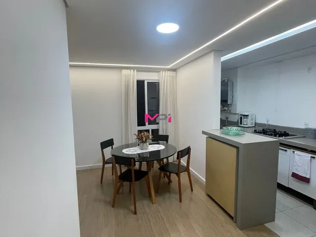 Imagem: O apartamento possui 3 Dormitórios, 1 Banheiro, 1 Vaga na