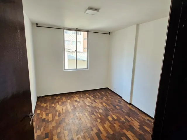 Imagem 9: Apartamento À Venda no Centro Cívico de Curitiba-Pr: 2 Quartos, 1 Sala, 1 Banheiro, 1