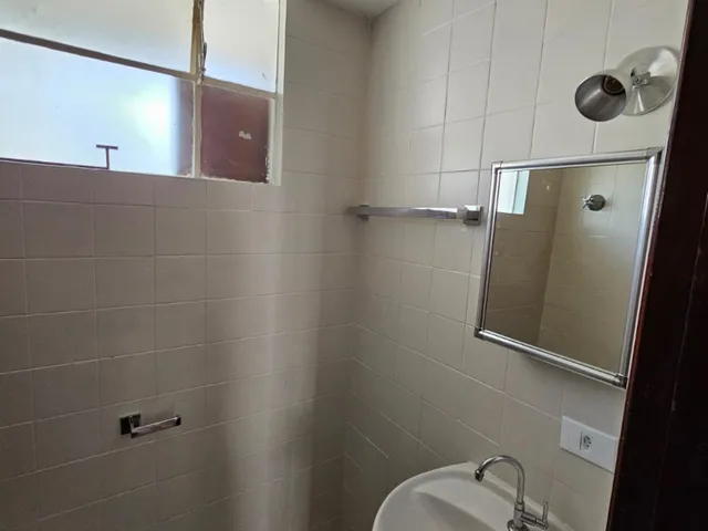 Imagem 6: Apartamento À Venda no Centro Cívico de Curitiba-Pr: 2 Quartos, 1 Sala, 1 Banheiro, 1