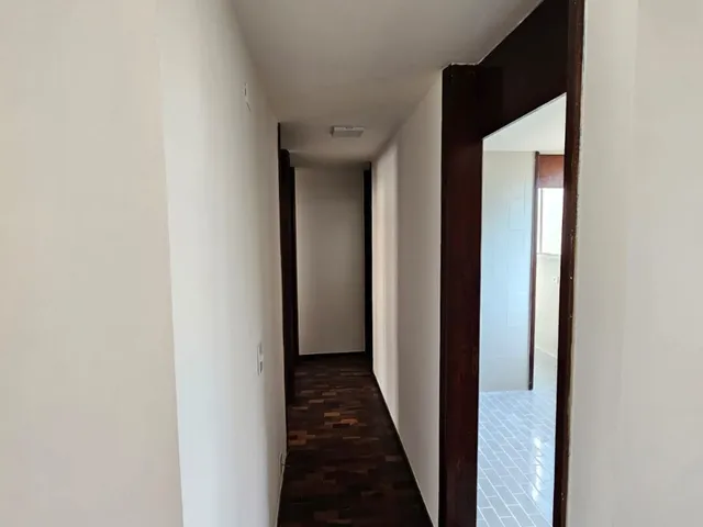 Imagem 15: Apartamento À Venda no Centro Cívico de Curitiba-Pr: 2 Quartos, 1 Sala, 1 Banheiro, 1