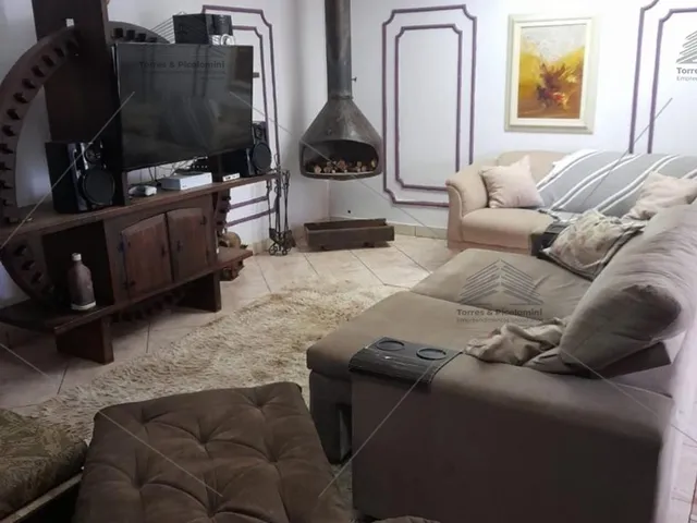Imagem 15: Chácara À Venda em Jacareí com 7700M² e 1500M² de Área Construída, Possui 2 Casas