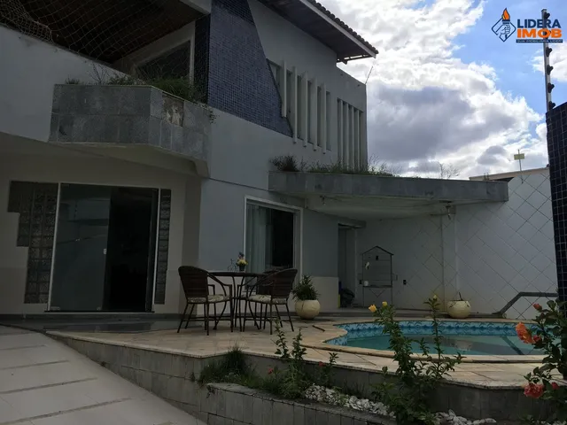 Imagem: Casa residencial para Venda em rua Pública