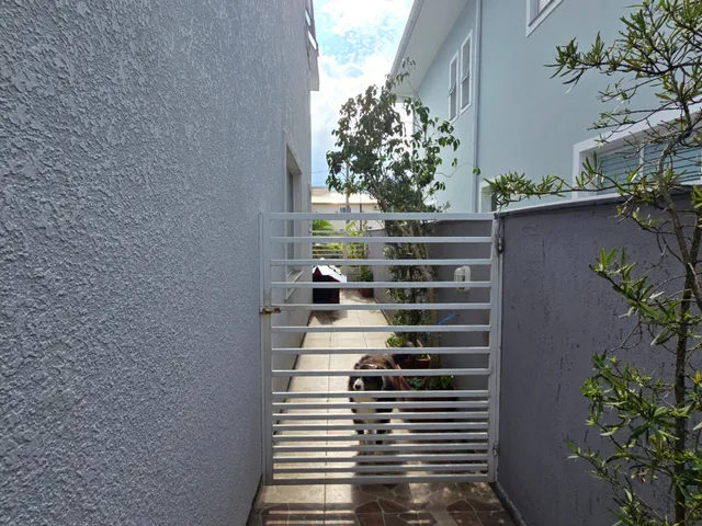 Imagem 4: Casa para Venda em São João do Rio Vermelho com 3 Quartos, Sendo 3...