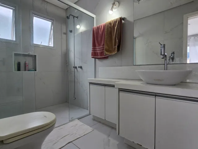 Imagem 8: Casa para Venda em São João do Rio Vermelho com 3 Quartos, Sendo 3...