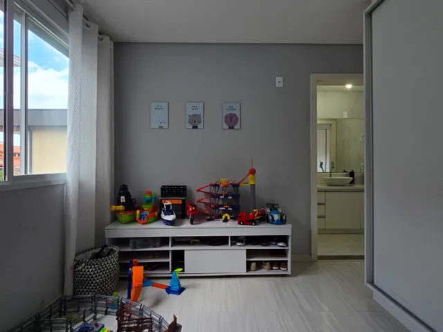 Imagem 7: Casa para Venda em São João do Rio Vermelho com 3 Quartos, Sendo 3...