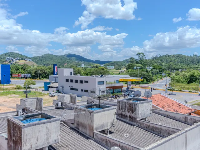 Imagem 11: Apartamento para Venda em Centro com 2 Quartos, Sendo 2 Suítes, 70M²