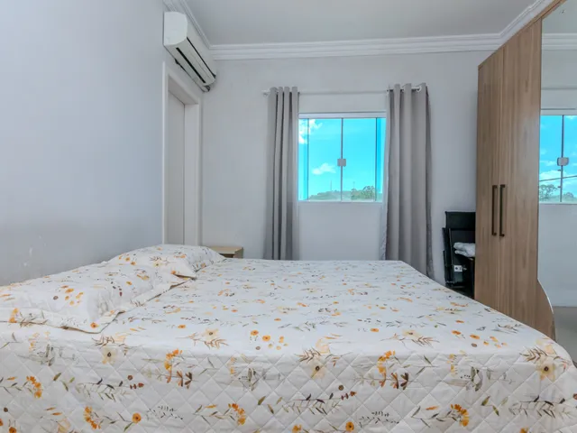 Imagem 2: Apartamento para Venda em Centro com 2 Quartos, Sendo 2 Suítes, 70M²
