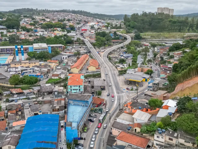 Imagem: Terreno Comercial para Venda em Vila Fanton