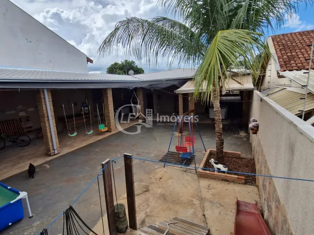 Imagem 11: Você busca um imóvel que une conforto, espaço e potencial de investimento, essa casa
