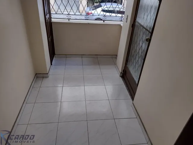 Imagem 12: Casa à venda em Copacabana-RJ, com 2 quartos (1 suíte), cozinha com armários
