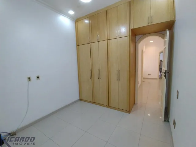 Imagem 14: Casa à venda em Copacabana-RJ, com 2 quartos (1 suíte), cozinha com armários