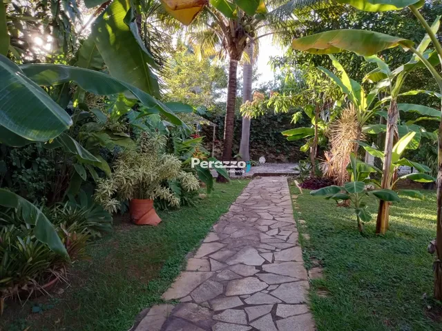 Imagem 3: Refinamento e Exclusividade em Residência Térrea no Lago Norte com 4 Quartos por R