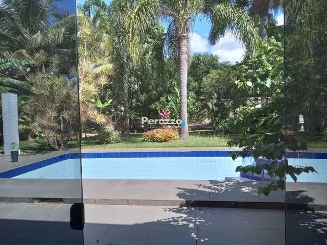Imagem 6: Refinamento e Exclusividade em Residência Térrea no Lago Norte com 4 Quartos por R