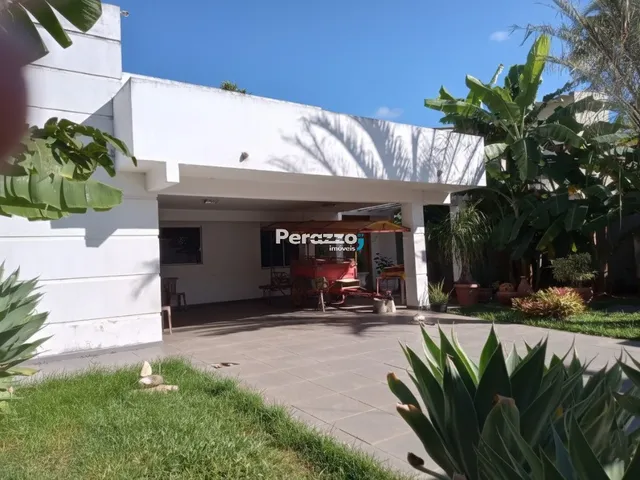 Imagem 4: Refinamento e Exclusividade em Residência Térrea no Lago Norte com 4 Quartos por R