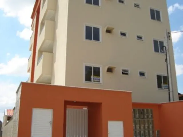Imagem: Apartamento com 3 Quartos na Zona Industrial