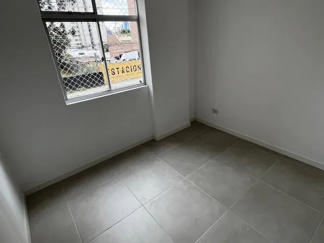 Imagem 2: Apartamento em Cristo Rei, Curitiba/PR