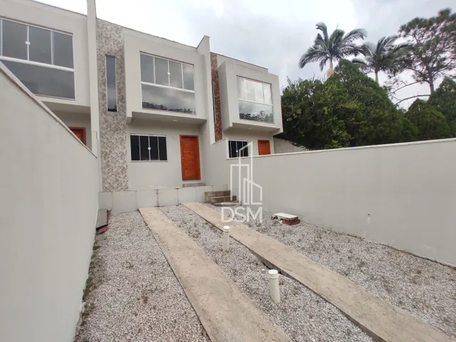 Imagem: Sobrado com 2 Quartos no Bairro Limeira