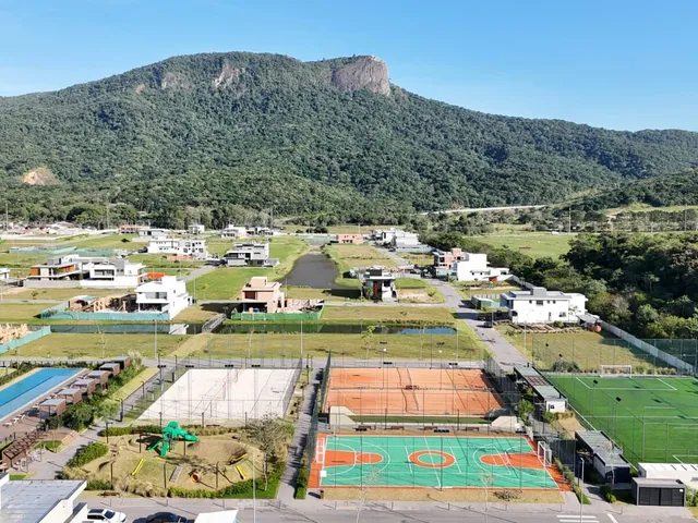 Imagem: Terreno À Venda no Bairro Pedra Branca