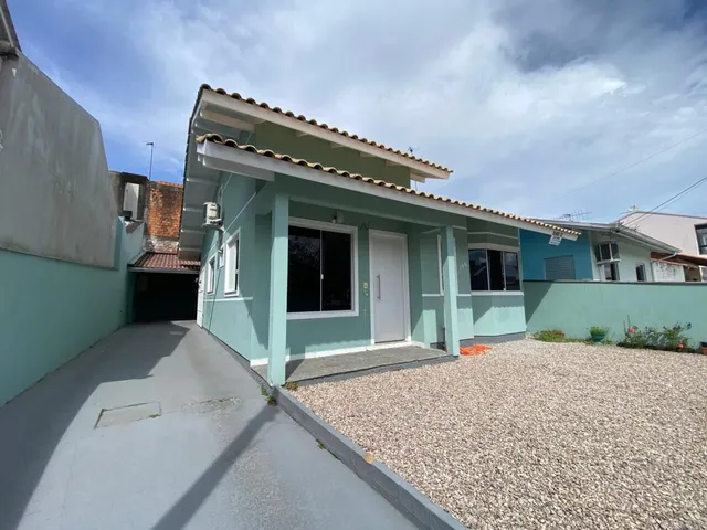 Imagem: Casa 3 Dormitórios no Bairro Madri em Palhoça