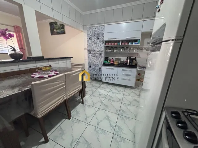 Imagem 5: Casa com 4 quartos sendo uma suíte no Jardim São Guilherme em Sorocaba - SP