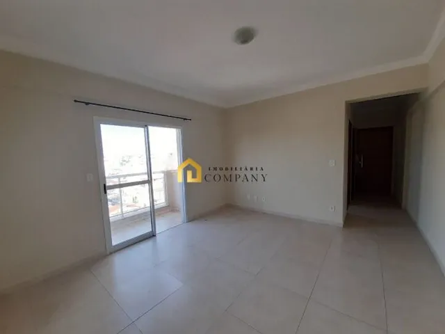 Imagem: O apartamento possui 1 Dormitório, 1 Suíte, 1 Banheiro, 1