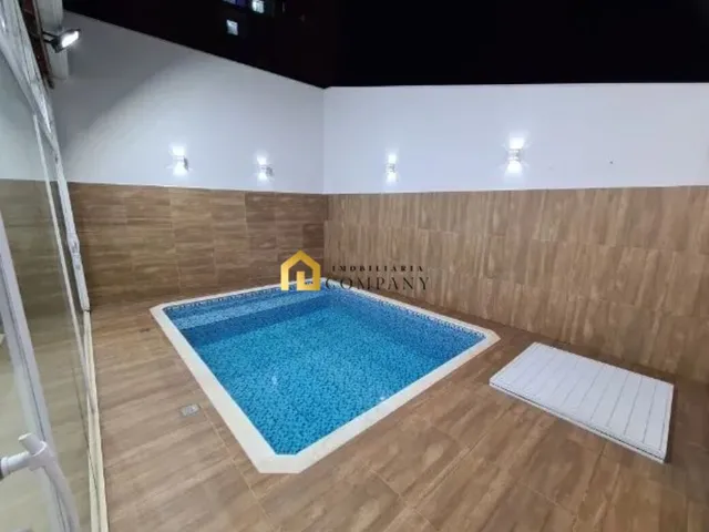 Imagem: A casa possui 3 Dormitórios, 3 Banheiros, 3 Vagas na