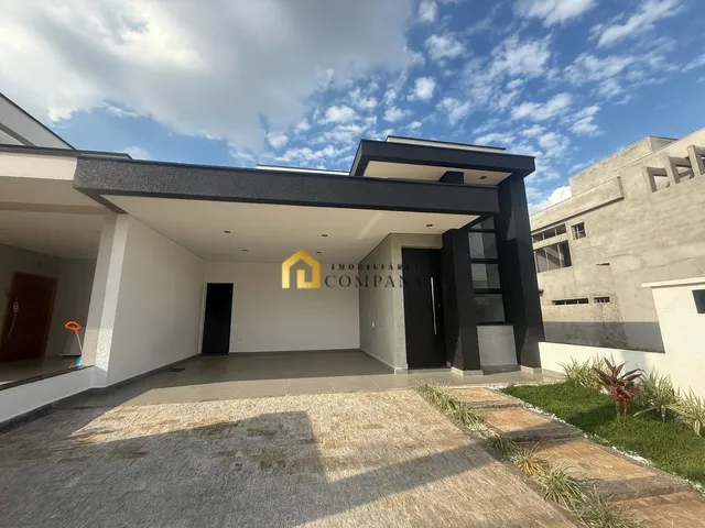 Imagem: A casa em condomínio possui 3 Dormitórios, 3 Suítes, 3